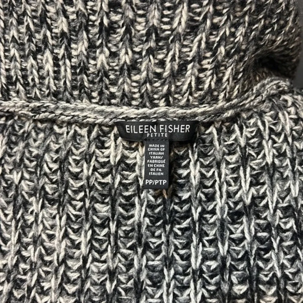 Eileen Fisher yak‎ and merino wool women’s vest